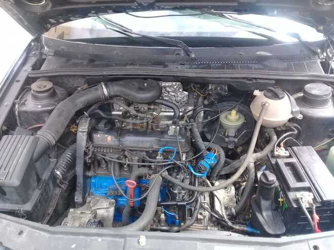 Volkswagen Golf 1993, 111,111 km - 1.8 l - Bakı