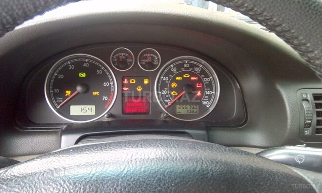 Volkswagen Passat 2001, 255,765 km - 1.8 l - Bakı