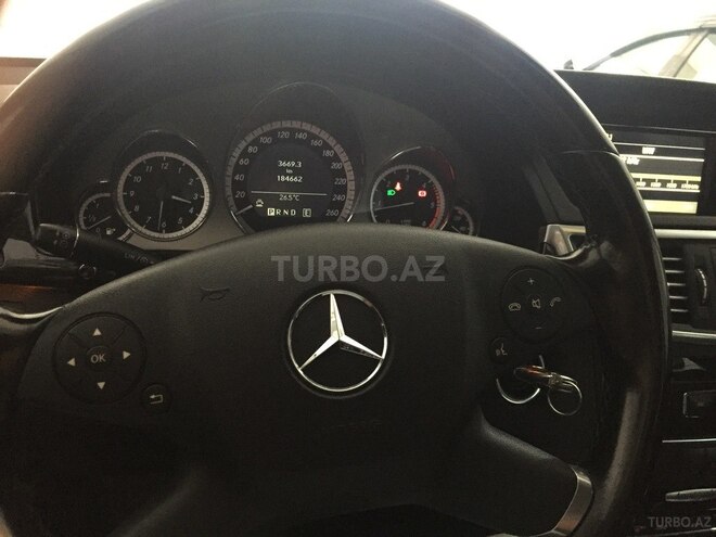 Mercedes E 220 2011, 184,000 km - 2.2 l - Bakı