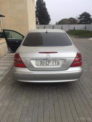 Mercedes E 240 2004, 226,000 km - 2.6 l - Gəncə