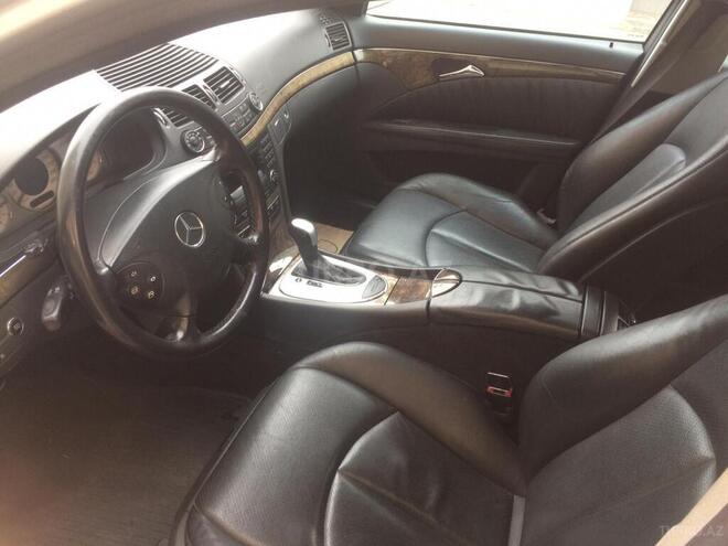 Mercedes E 240 2004, 226,000 km - 2.6 l - Gəncə