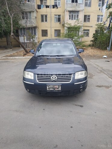 Volkswagen Passat 2003, 323,000 km - 1.8 l - Bakı