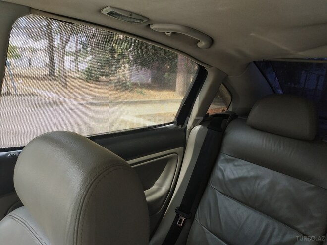 Volkswagen Passat 2003, 323,000 km - 1.8 l - Bakı