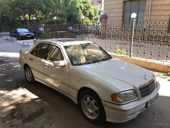 Mercedes C 230 1999, 180,000 km - 2.3 l - Bakı