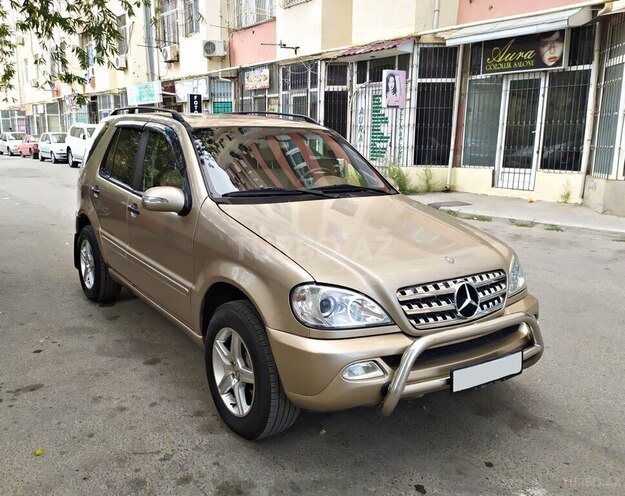 Mercedes ML 270 2002, 282,000 km - 2.7 l - Bakı