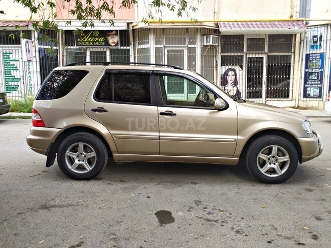 Mercedes ML 270 2002, 282,000 km - 2.7 l - Bakı
