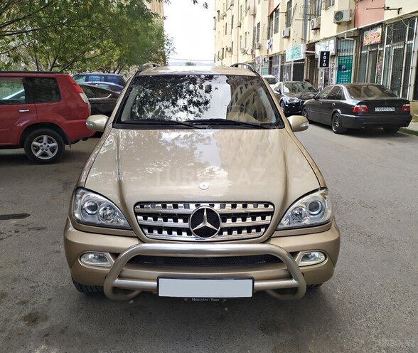 Mercedes ML 270 2002, 282,000 km - 2.7 l - Bakı
