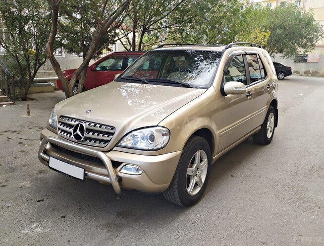 Mercedes ML 270 2002, 282,000 km - 2.7 l - Bakı