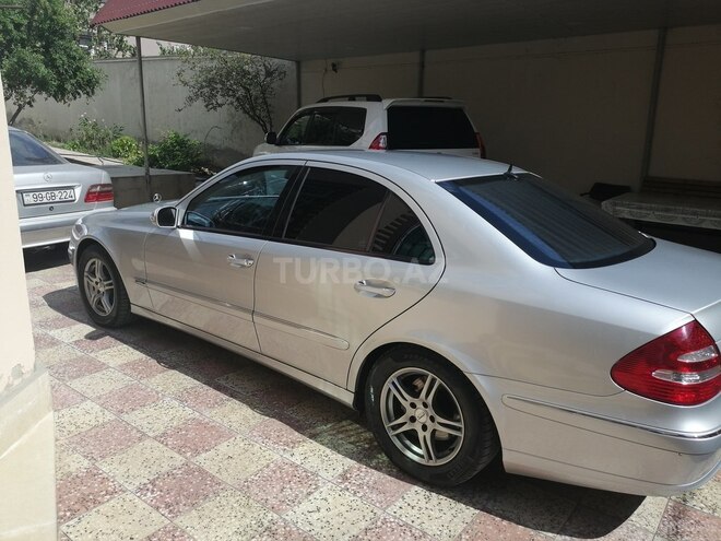Mercedes E 220 2006, 279,000 km - 2.2 л - Bakı
