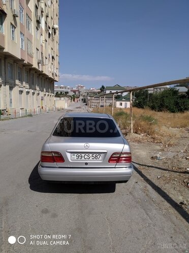 Mercedes E 280 1999, 316,000 km - 2.8 l - Bakı