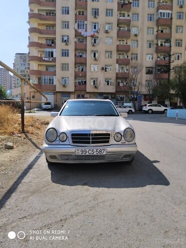 Mercedes E 280 1999, 316,000 km - 2.8 l - Bakı
