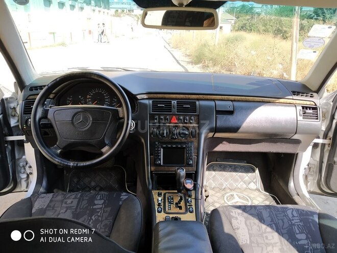Mercedes E 280 1999, 316,000 km - 2.8 l - Bakı