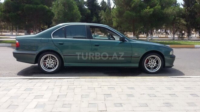 BMW 528 1999, 276,000 km - 2.8 l - Sumqayıt