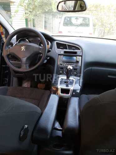 Peugeot 5008 2012, 172,560 km - 1.6 l - Naxçıvan