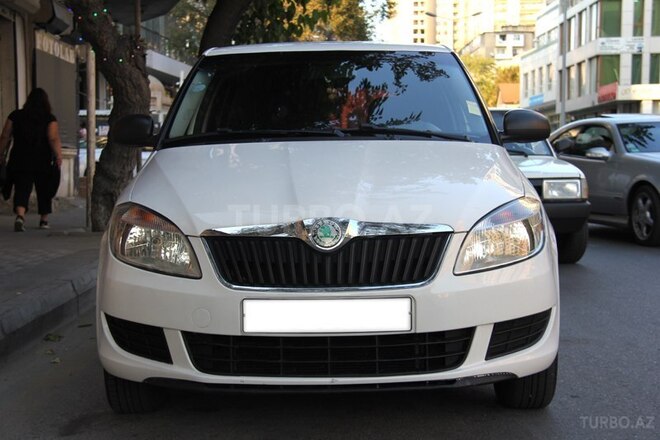 Skoda Fabia 2012, 230,000 km - 1.2 л - Bakı