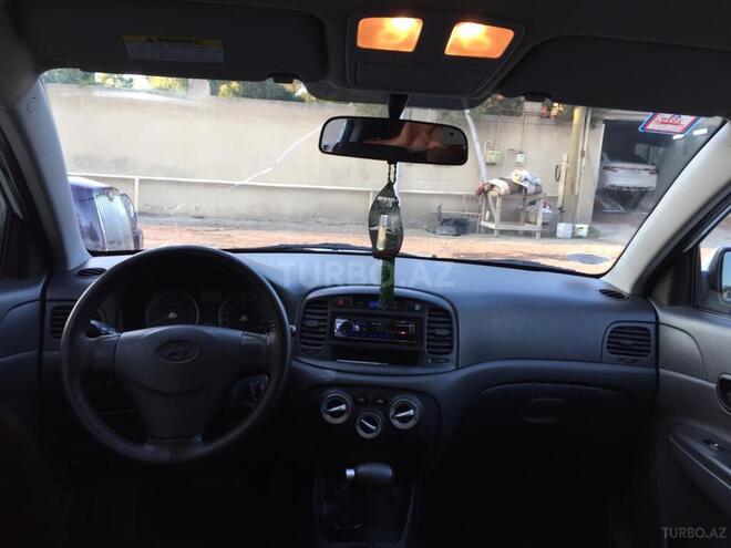 Hyundai Accent 2009, 360,000 km - 1.4 л - Bakı