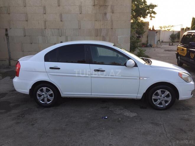 Hyundai Accent 2009, 360,000 km - 1.4 л - Bakı