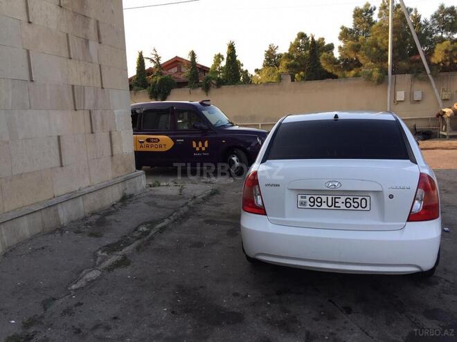 Hyundai Accent 2009, 360,000 km - 1.4 л - Bakı