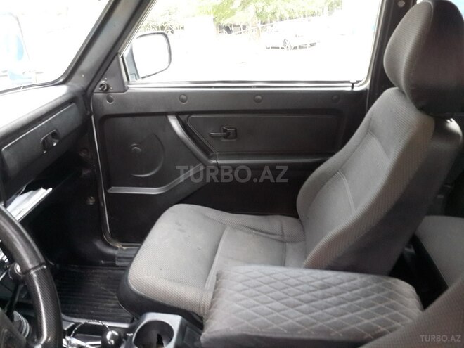 LADA (VAZ) Niva 2012, 100,000 km - 1.7 l - Yardımlı