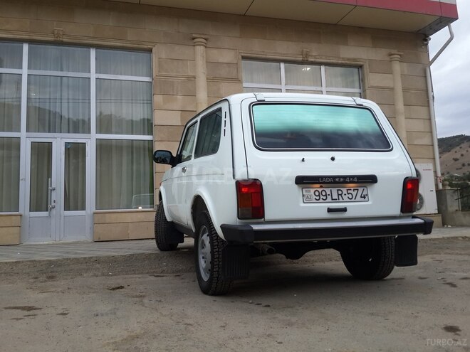 LADA (VAZ) Niva 2012, 100,000 km - 1.7 l - Yardımlı