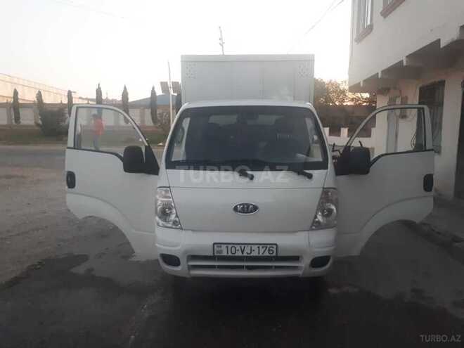 Kia Bongo 2008, 320,000 km - 2.5 l - Xırdalan