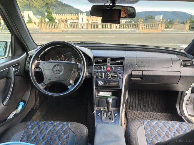 Mercedes C 180 1998, 266,978 km - 1.8 l - Qəbələ