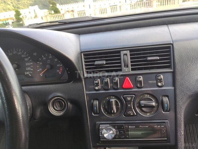 Mercedes C 180 1998, 266,978 km - 1.8 l - Qəbələ