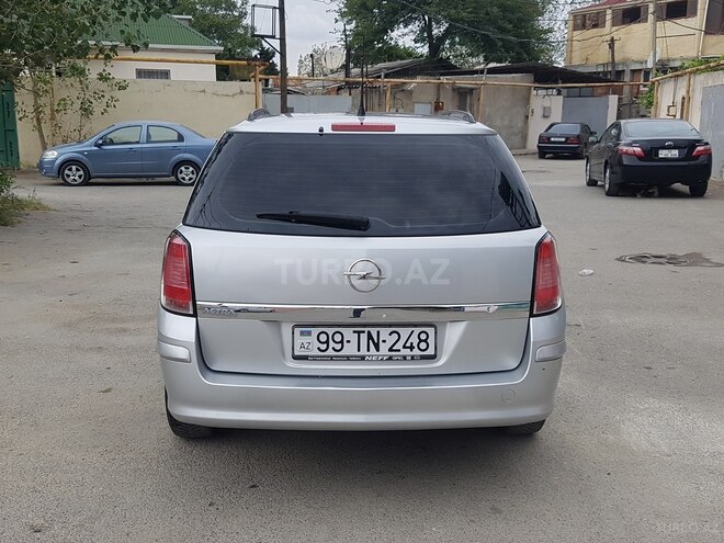Opel Astra 2005, 256,000 km - 1.4 l - Bakı