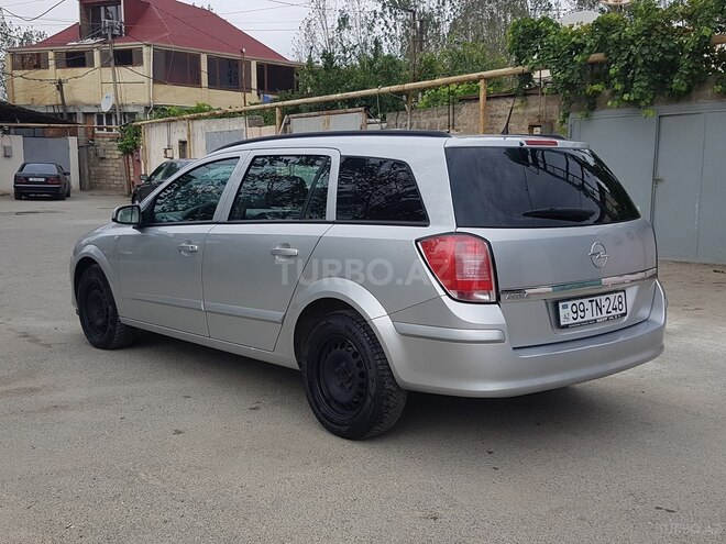 Opel Astra 2005, 256,000 km - 1.4 l - Bakı