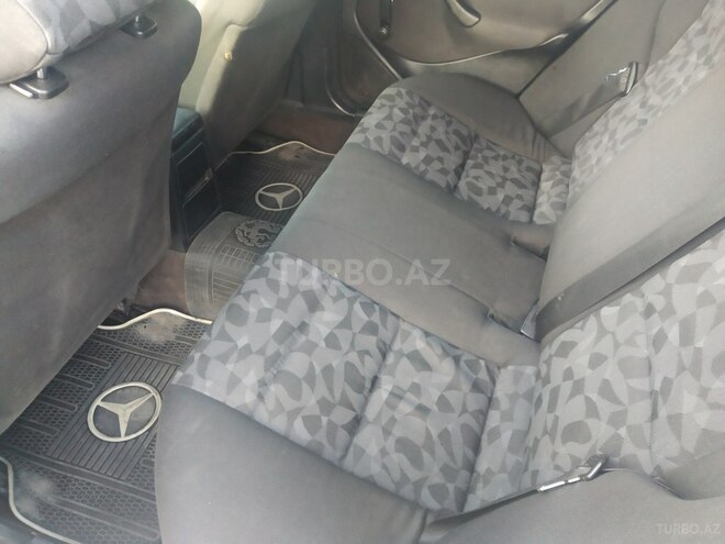 Mercedes C 220 2000, 290,000 km - 2.2 l - Bakı
