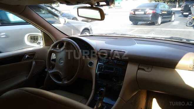 Mercedes C 240 2003, 299,000 km - 2.6 l - Bakı