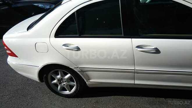 Mercedes C 240 2003, 299,000 km - 2.6 l - Bakı