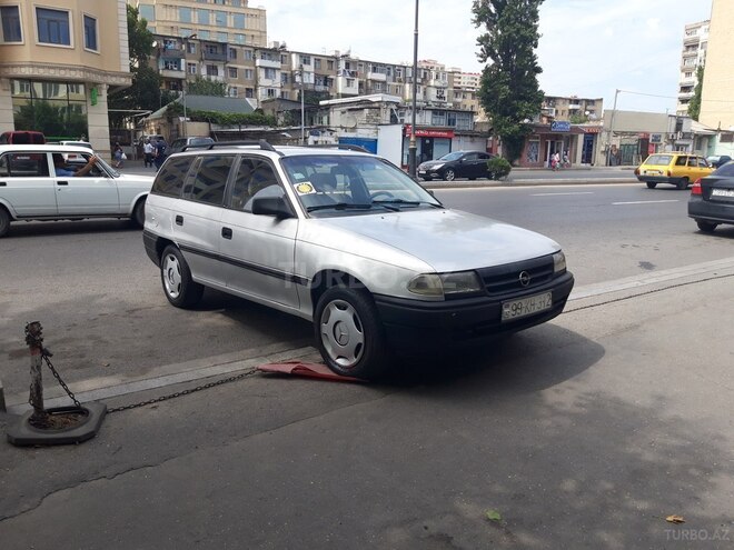 Opel Astra 1994, 236,000 km - 1.7 l - Bakı