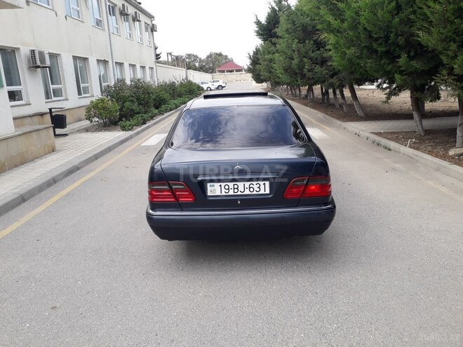 Mercedes E 200 1998, 264,570 km - 2.0 l - Sumqayıt