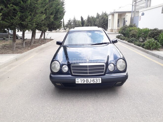 Mercedes E 200 1998, 264,570 km - 2.0 l - Sumqayıt