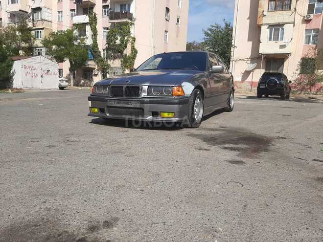 BMW 318 1991, 123,456 km - 1.8 l - Bakı