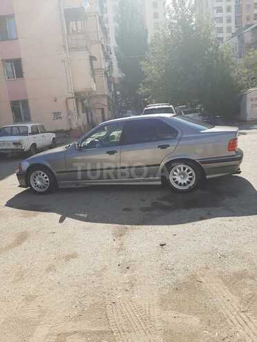 BMW 318 1991, 123,456 km - 1.8 l - Bakı