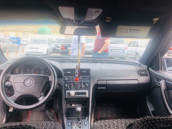 Mercedes C 240 2000, 480,000 km - 2.4 л - Bakı