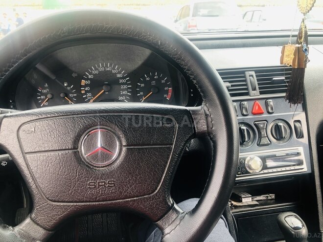 Mercedes C 240 2000, 480,000 km - 2.4 л - Bakı