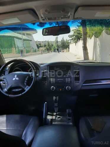 Mitsubishi Pajero 2011, 248,000 km - 3.5 l - Bakı