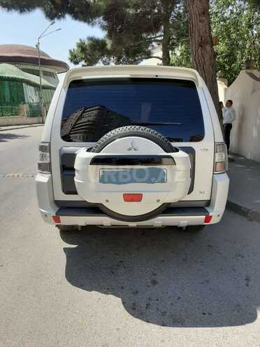 Mitsubishi Pajero 2011, 248,000 km - 3.5 l - Bakı