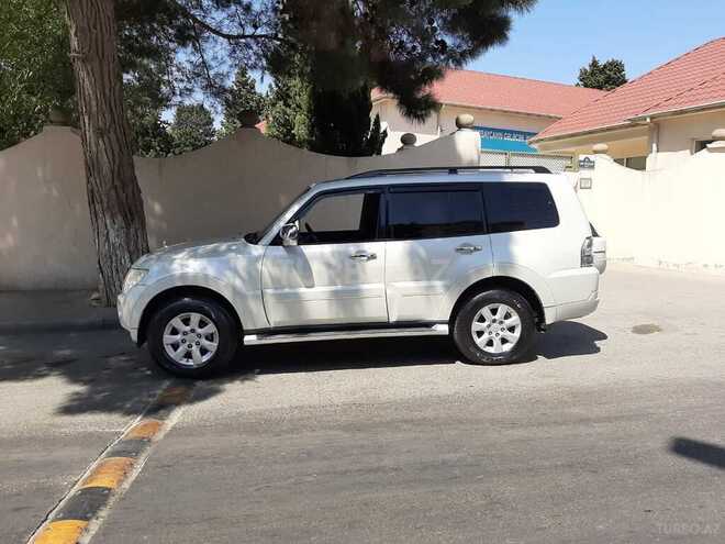 Mitsubishi Pajero 2011, 248,000 km - 3.5 l - Bakı
