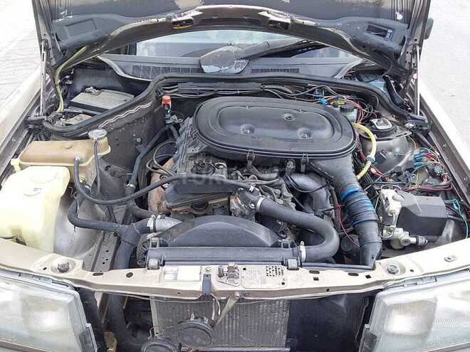 Mercedes 190 1990, 280,000 km - 2.0 l - Bakı