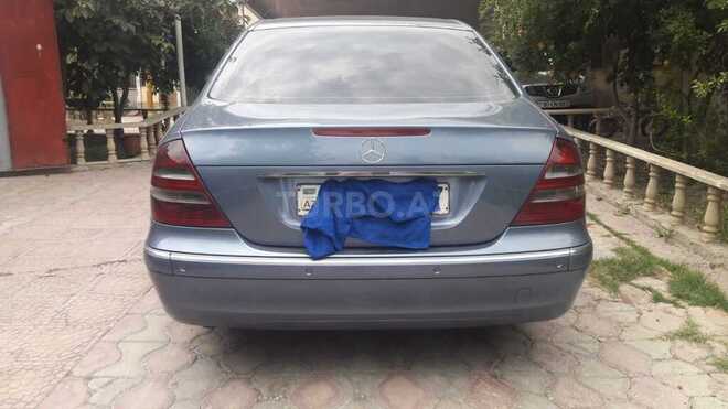 Mercedes E 220 2002, 386,000 km - 2.2 l - Bakı
