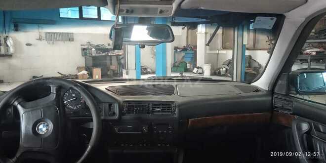 BMW 525 1995, 280,000 km - 2.5 l - Bakı