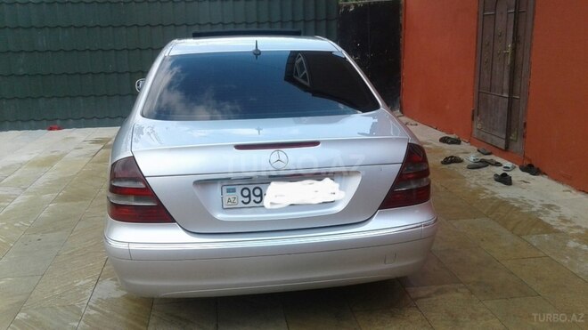 Mercedes E 270 2002, 373,792 km - 2.7 l - İsmayıllı