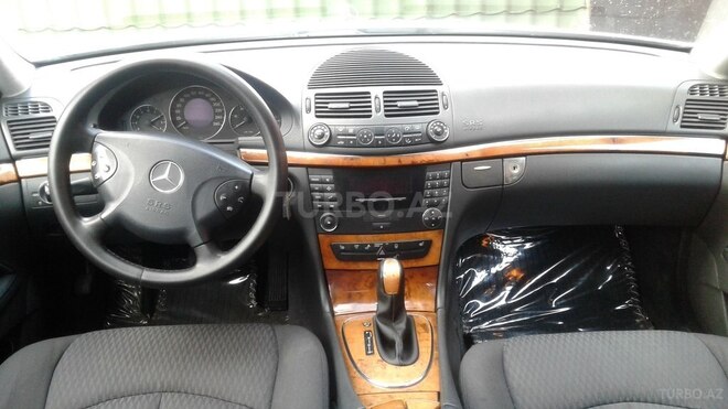 Mercedes E 270 2002, 373,792 km - 2.7 l - İsmayıllı