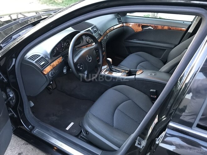 Mercedes E 240 2003, 193,000 km - 2.4 л - Bakı