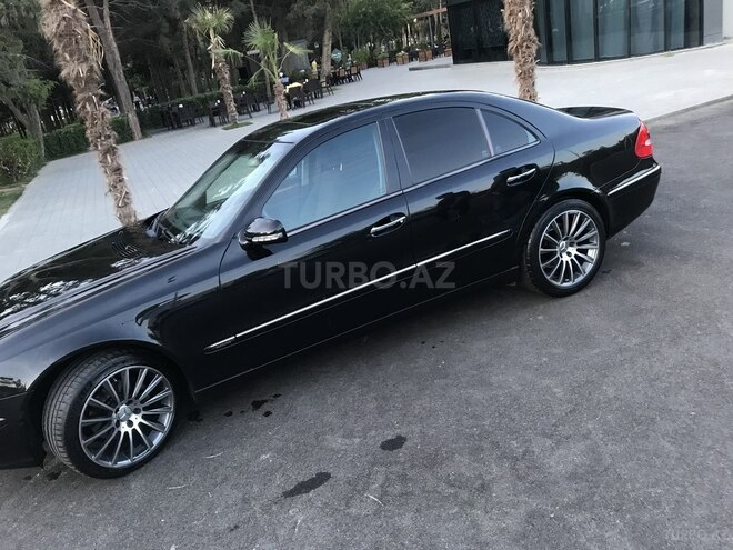 Mercedes E 240 2003, 193,000 km - 2.4 л - Bakı