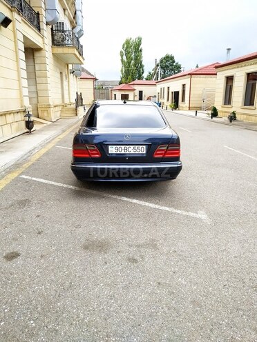Mercedes E 240 2000, 300,000 km - 2.6 l - Lənkəran